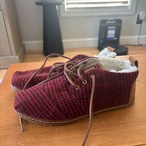 Toms Red Plaid Chukka Boots